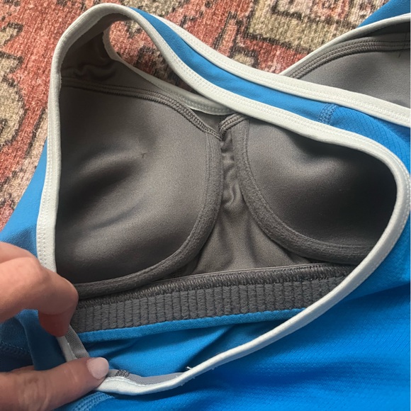 Nike women’s Dri-Fit ever back tank top - Picture 5 of 5